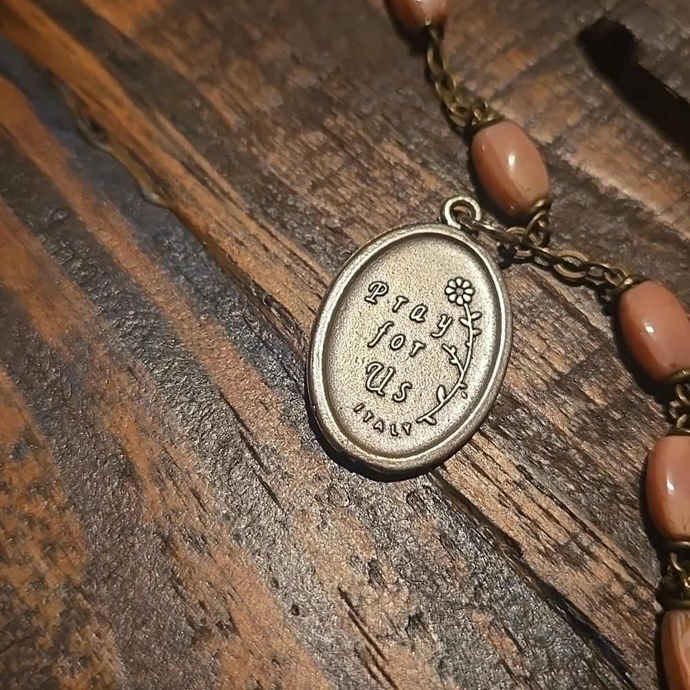 Vintage Pink Bronze Silver Tone Medals Color Rosary Necklace Faith Love Hope - Picture 6 of 16